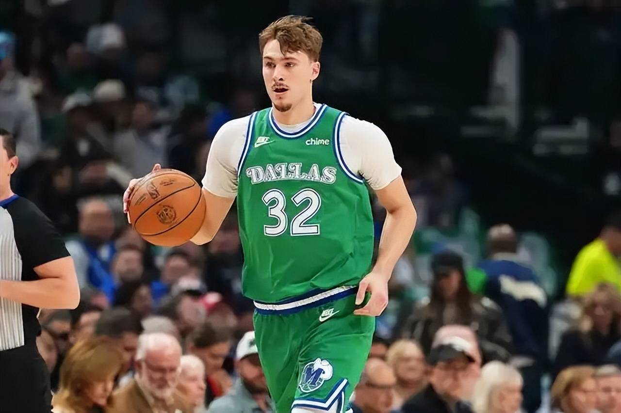 亚博风云突变萨克拉门托国王加时末段再遭质疑库里在独行侠比赛中挺进下一轮，网友：里程碑夜布鲁克林篮网手感冰凉的简单介绍